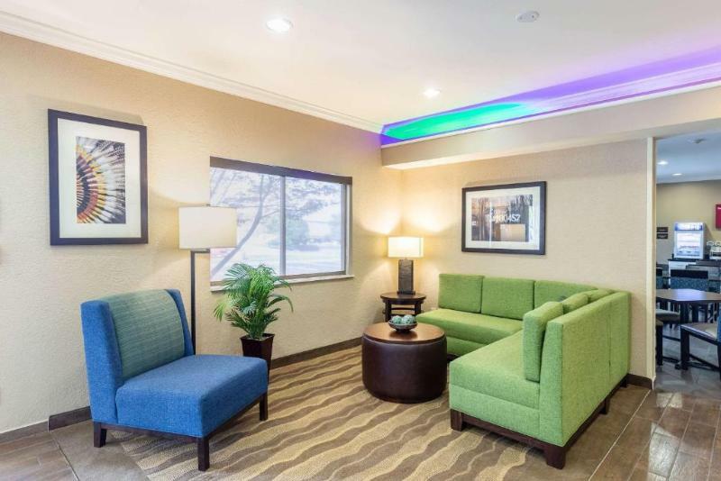 Baymont By Wyndham Tulsa Otel Dış mekan fotoğraf